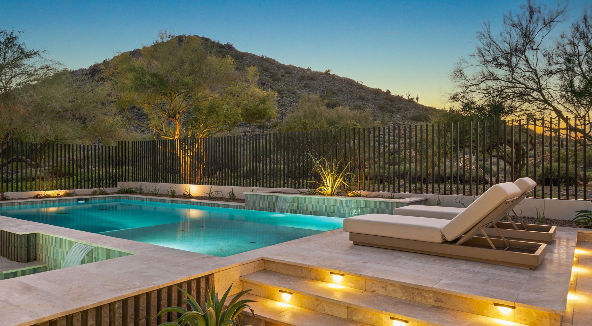 New Construction vs. Resale Luxury Homes in Scottsdale: Which Is Right for You?